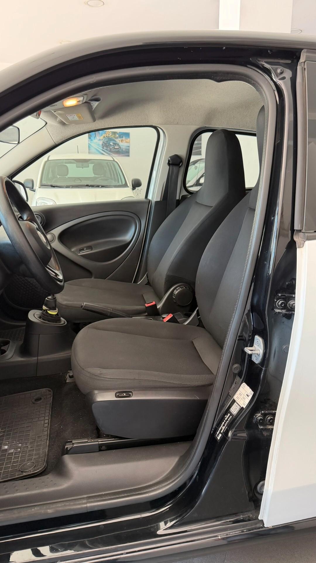 Smart ForFour 90 0.9 Turbo twinamic Youngster