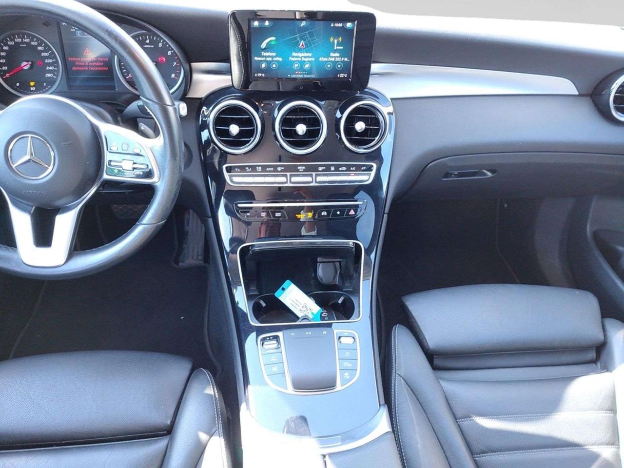 Mercedes-Benz GLC 300 MERCEDES GLC 300 e 4Matic Plug-in hybrid Business