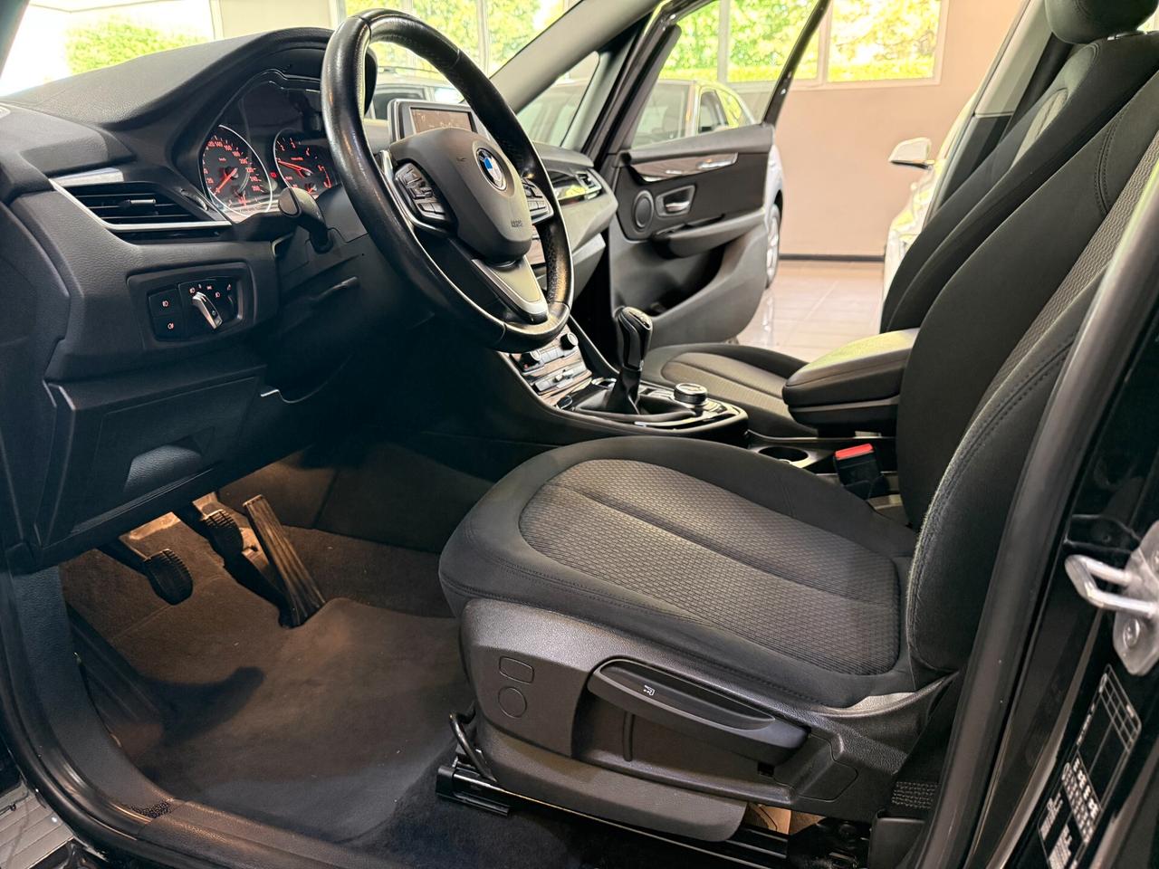 Bmw 2er Active Tourer 218d Advantage