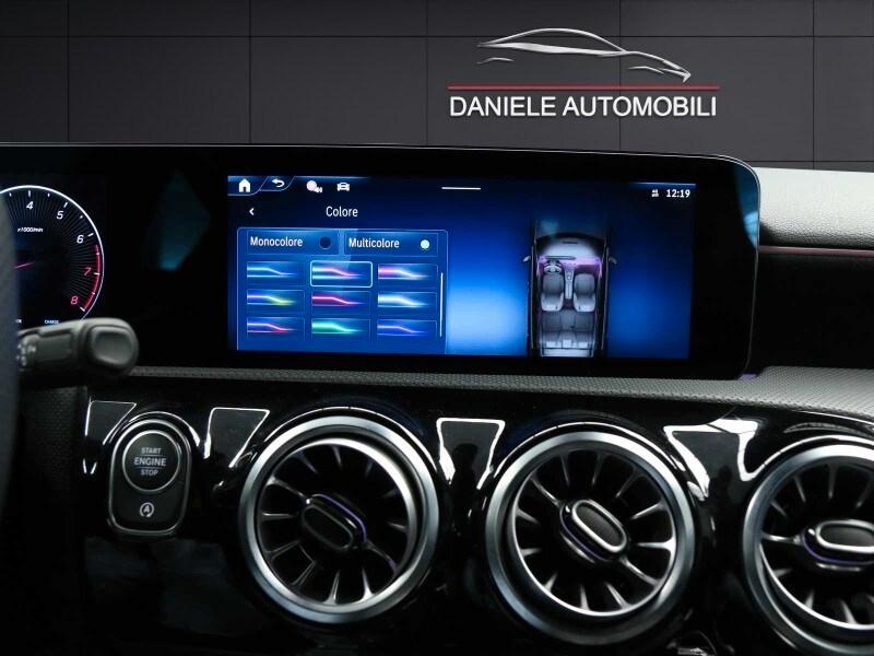 MERCEDES Classe A (W177) A 180 Automatic AM...