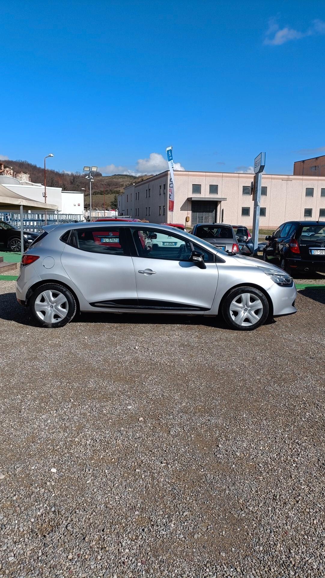 Renault Clio 1.5 dCi 8V 75CV 5 porte Costume National