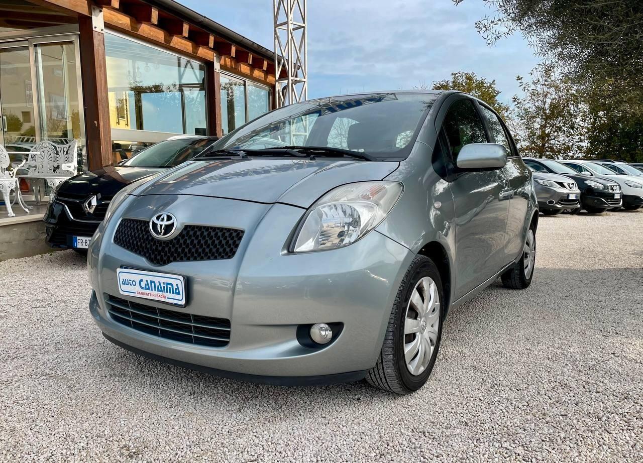 TOYOTA YARIS 1.3 B - 2008