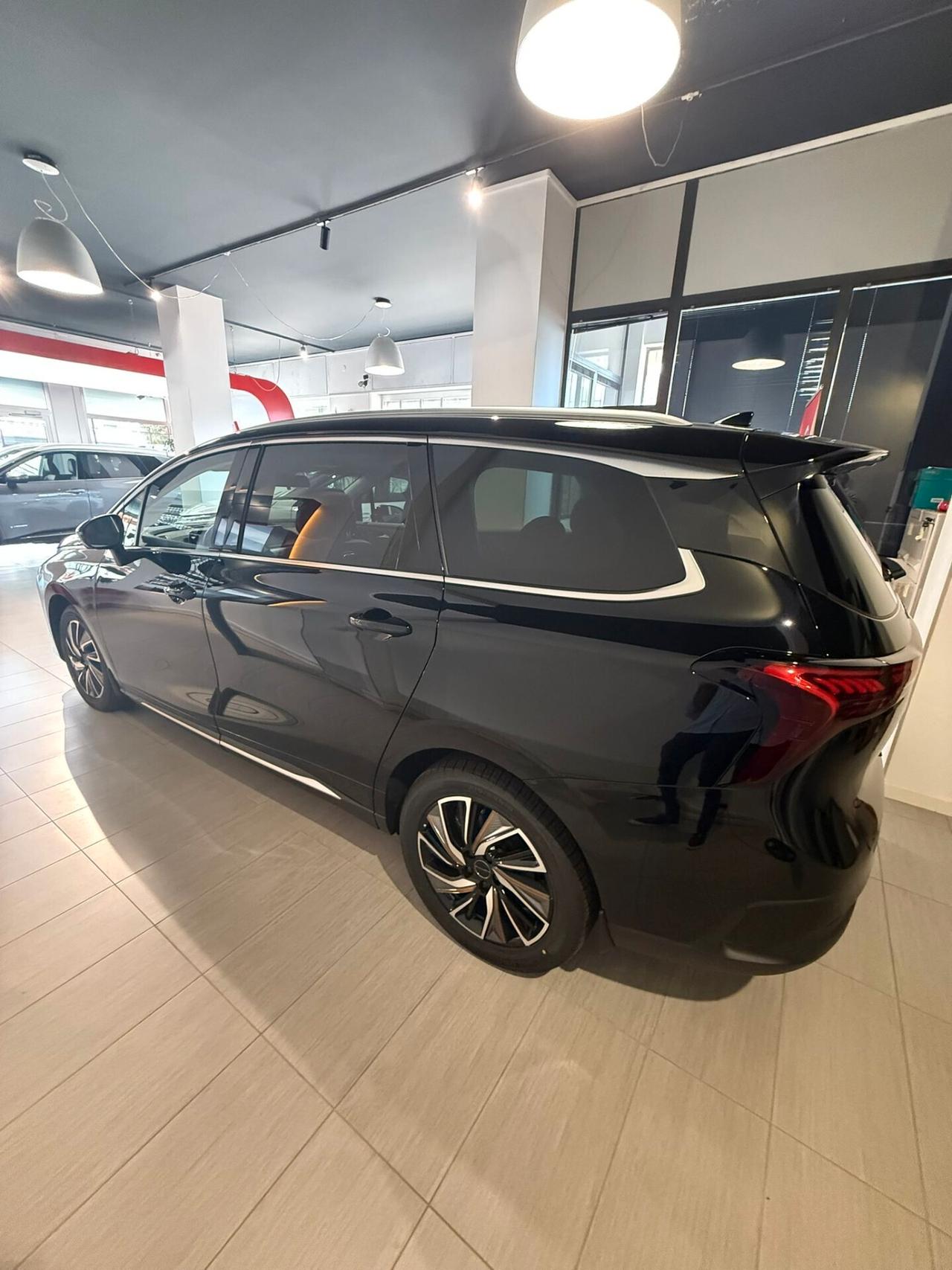 Forthing U-Tour 1.5 TGDI GPL 5 posti