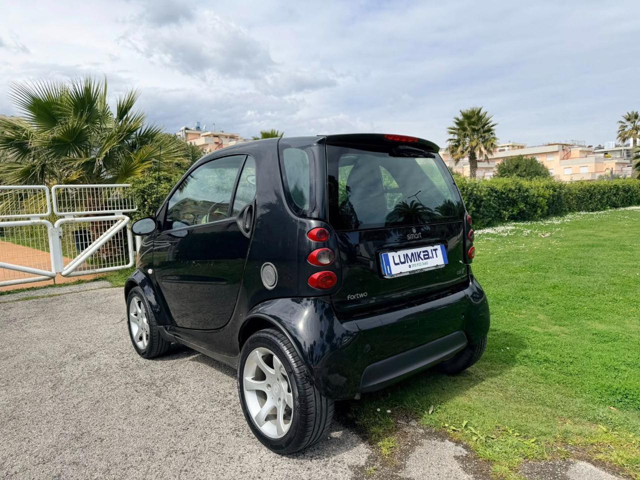 Smart fortwo coupe Fortwo 0.8 cdi Smart&Pulse