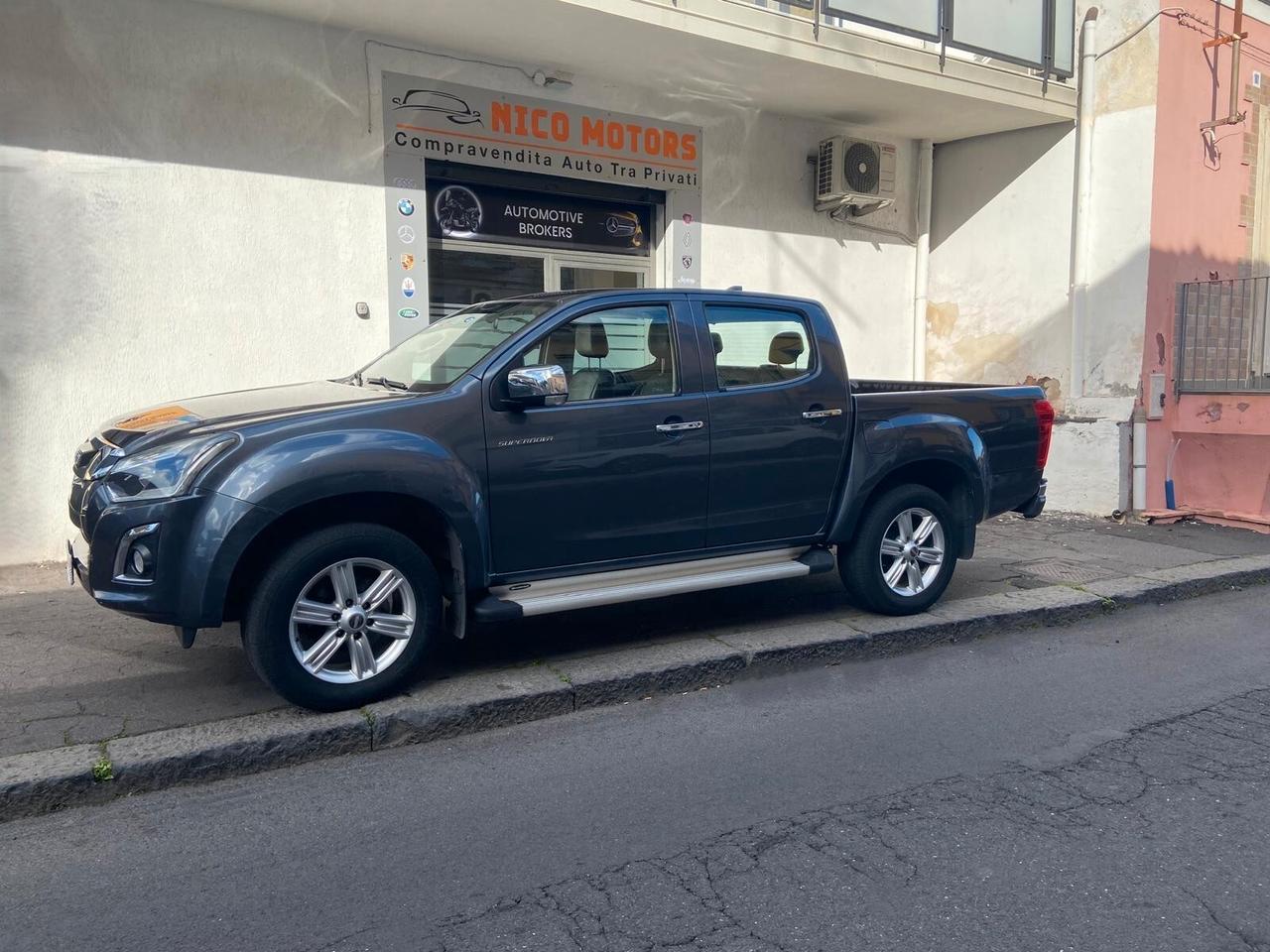 Isuzu D-Max 1.9 Crew Cab Supernova 4WD Clima