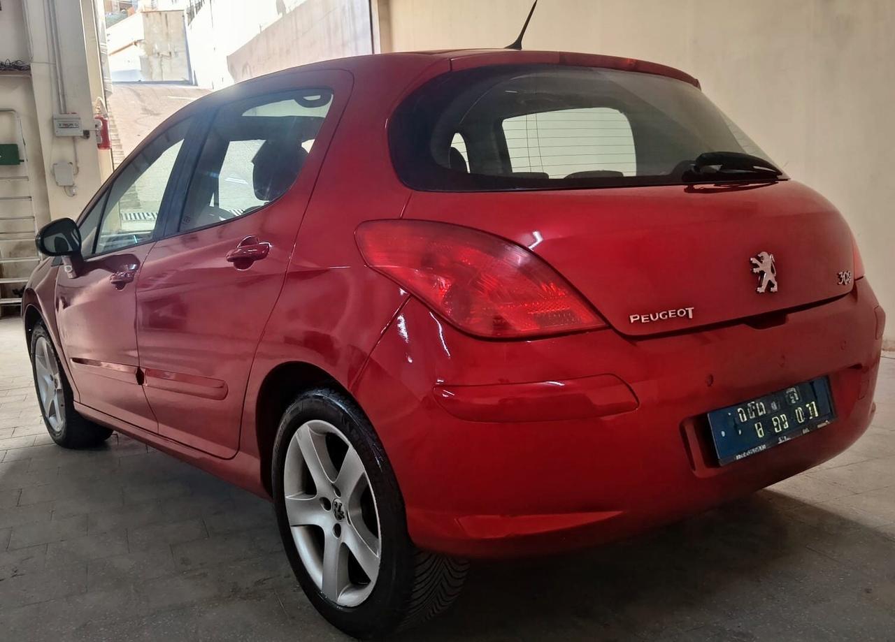Peugeot 308 1.6 HDi 90CV 5p. Premium