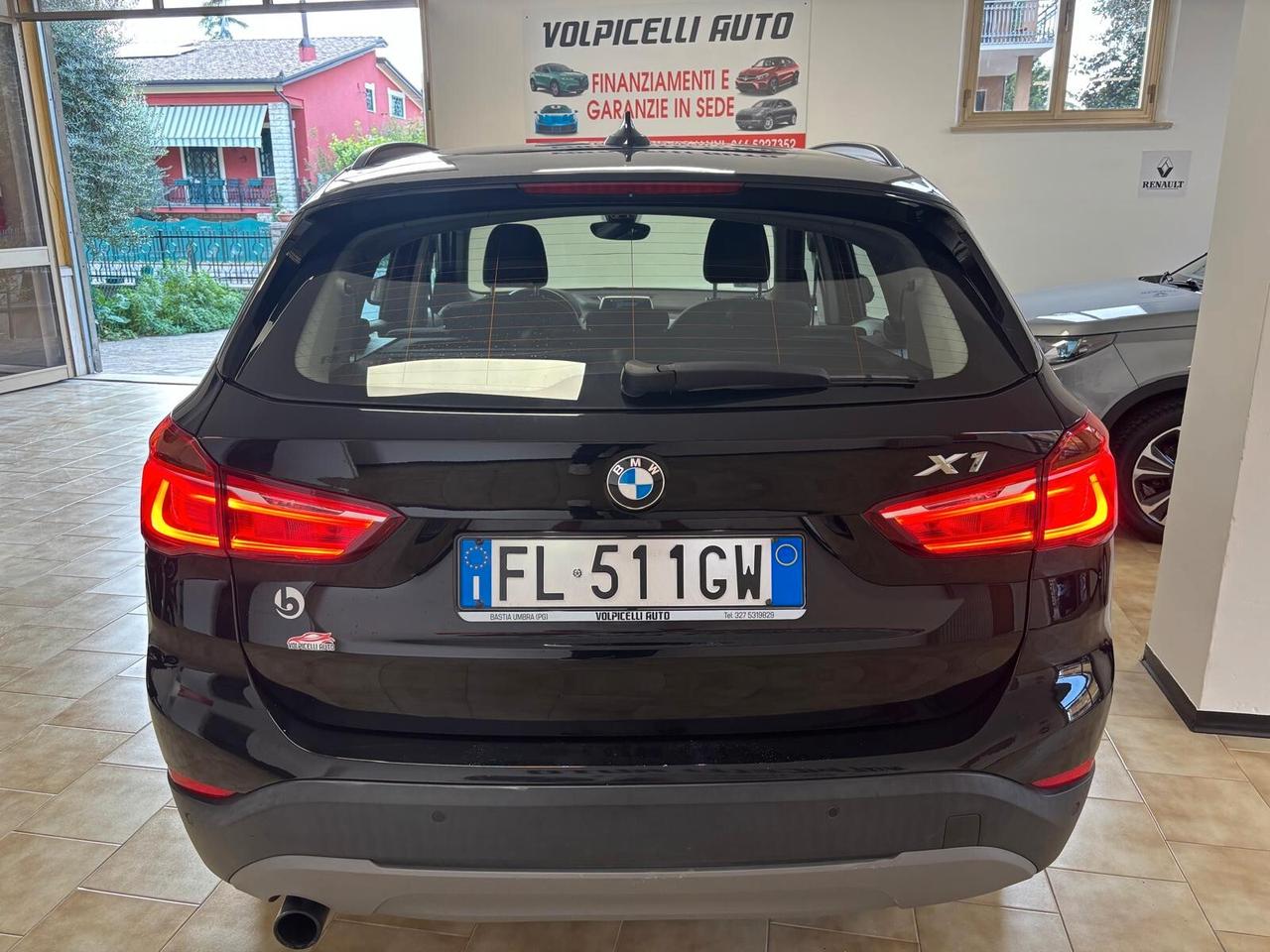 BMW X1 ANNO 2017 DS 1.6 ADATTA NEOPATENTATI KM 144 MILA