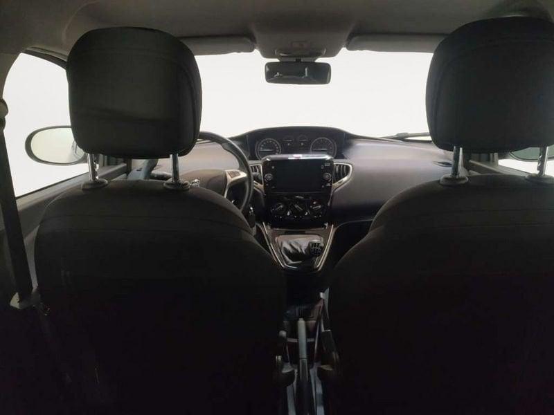 Lancia Ypsilon 1.0 firefly hybrid Gold s&s 70cv