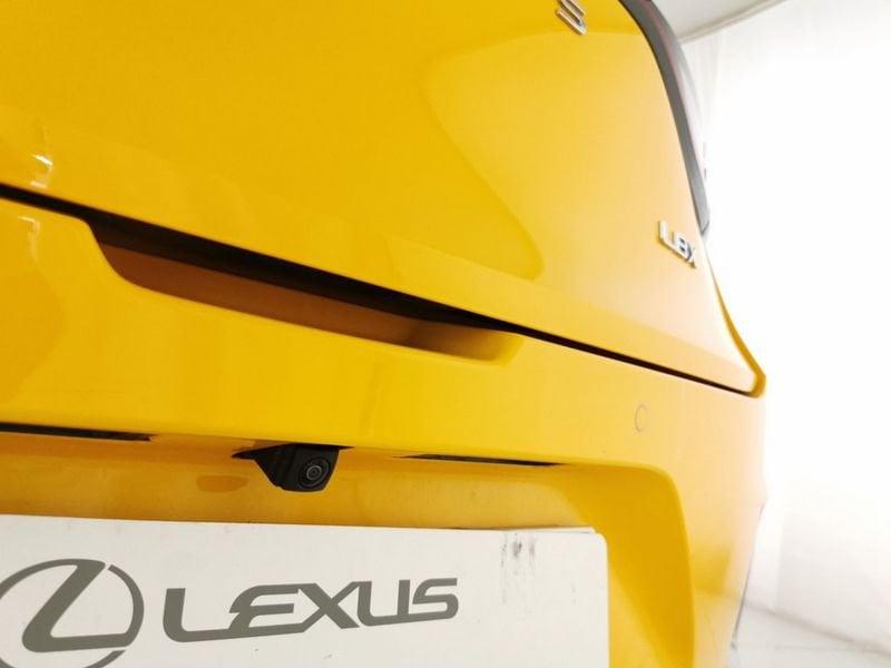 Lexus LBX 1.5 hybrid Emotion 2wd