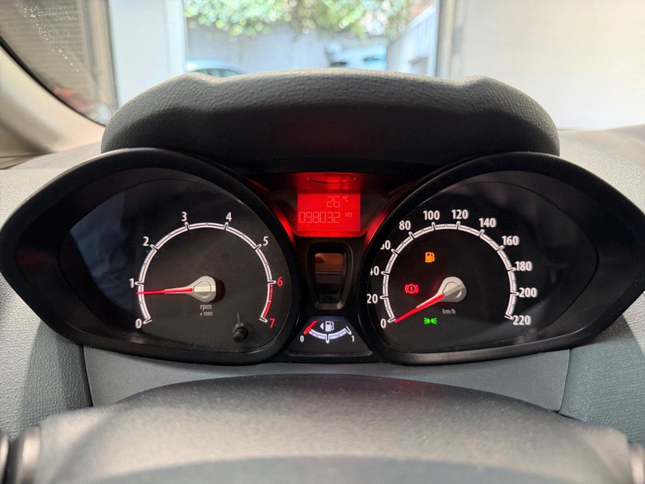 Ford Fiesta 5 Porte Fiesta 5p 1.2 16v + c/esp 82cv E5