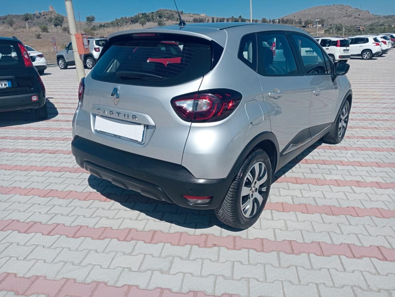 Renault Captur dCi 8V 90 CV EDC Business