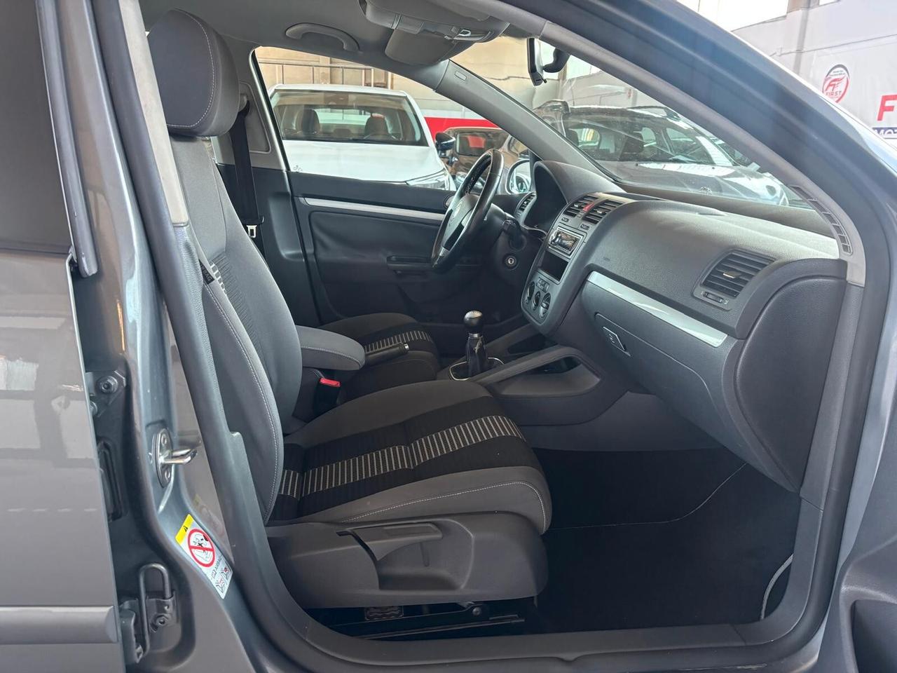 Seat Leon 1.6 TDI CR DPF Style