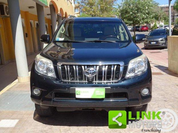 LINK MOTORS: TOYOTA LAND CRUISER 3.0 D4-D WAGON