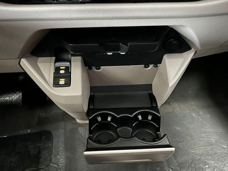 Volkswagen Multivan Multivan 1.5 PHEV DSG 4Motion Edition