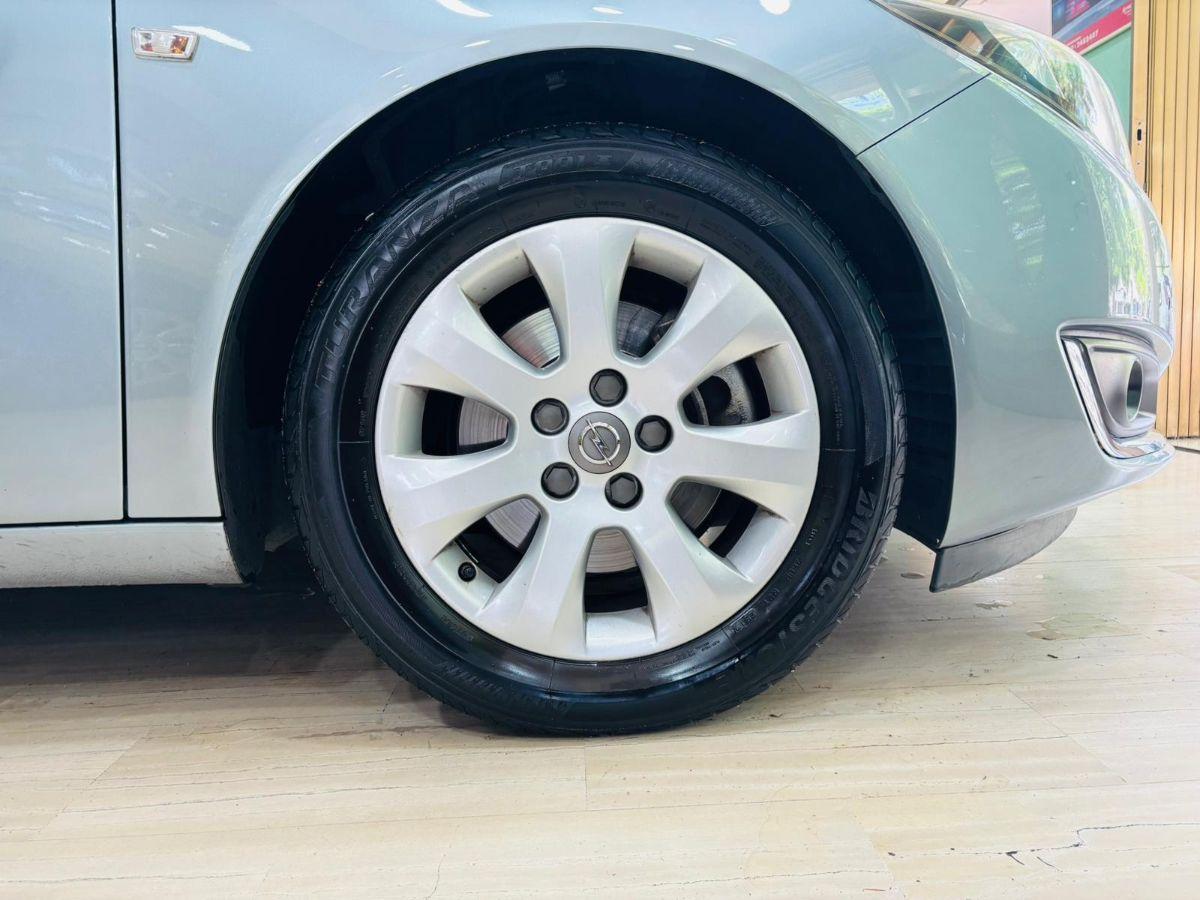 Opel Insignia Sport Tourer 2.0 CDTI 140cv SW