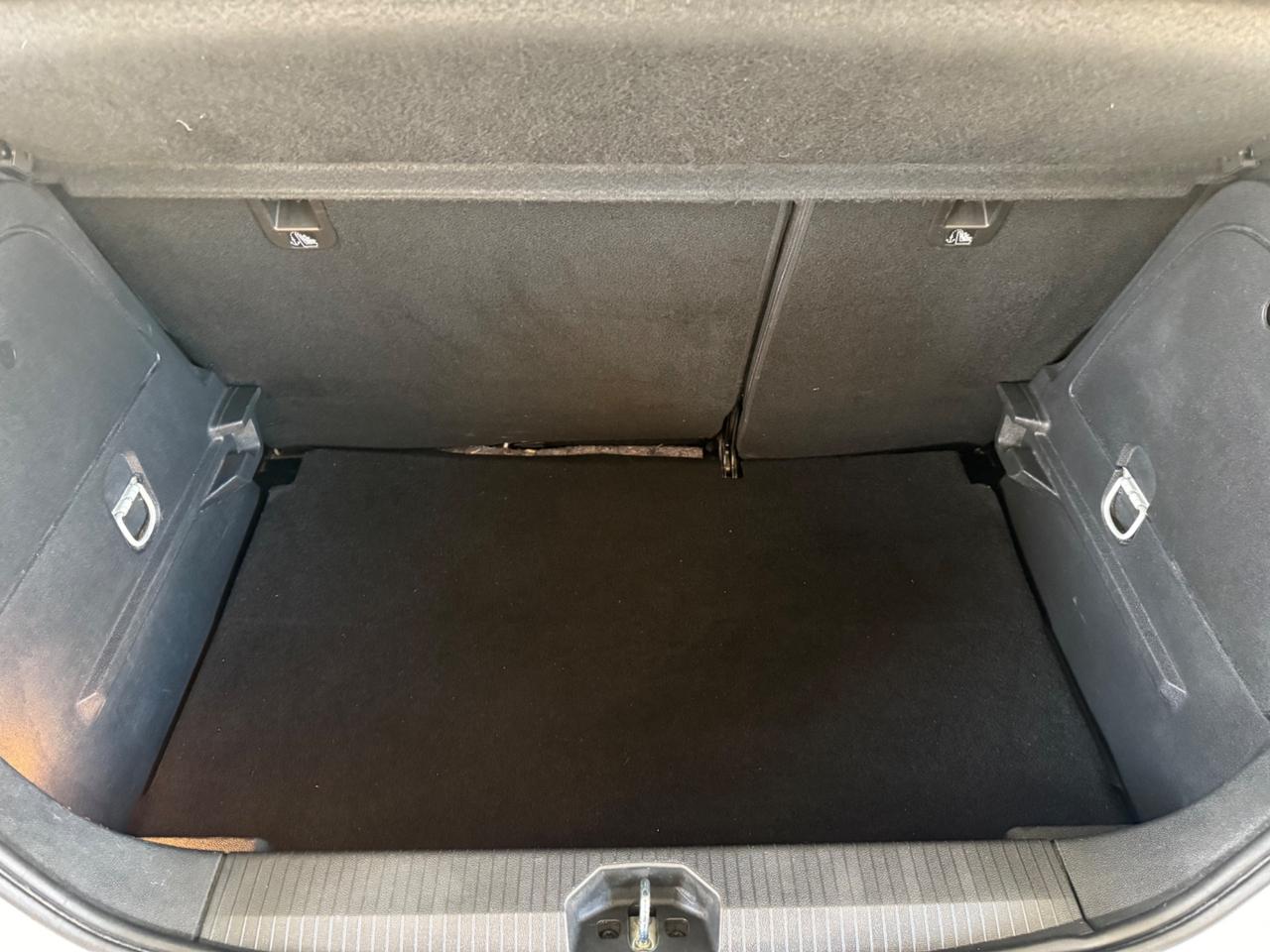 Opel Corsa 1.4 90CV GPL Tech 5 porte Cosmo