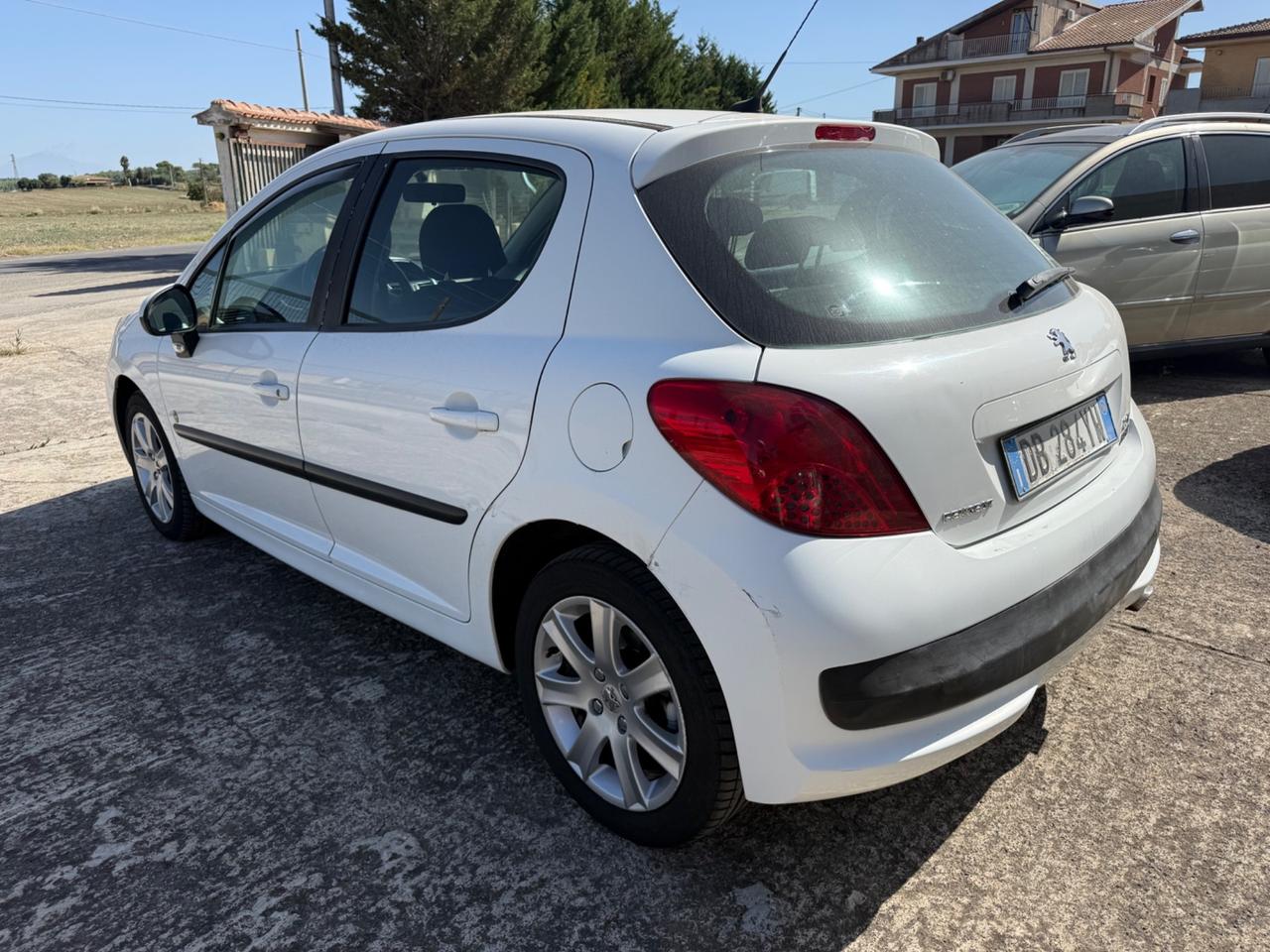 Peugeot 207 1.6 HDi 110CV 5p. XSI