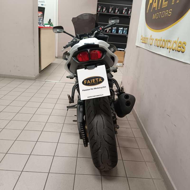 Yamaha Fazer 8 - 2015