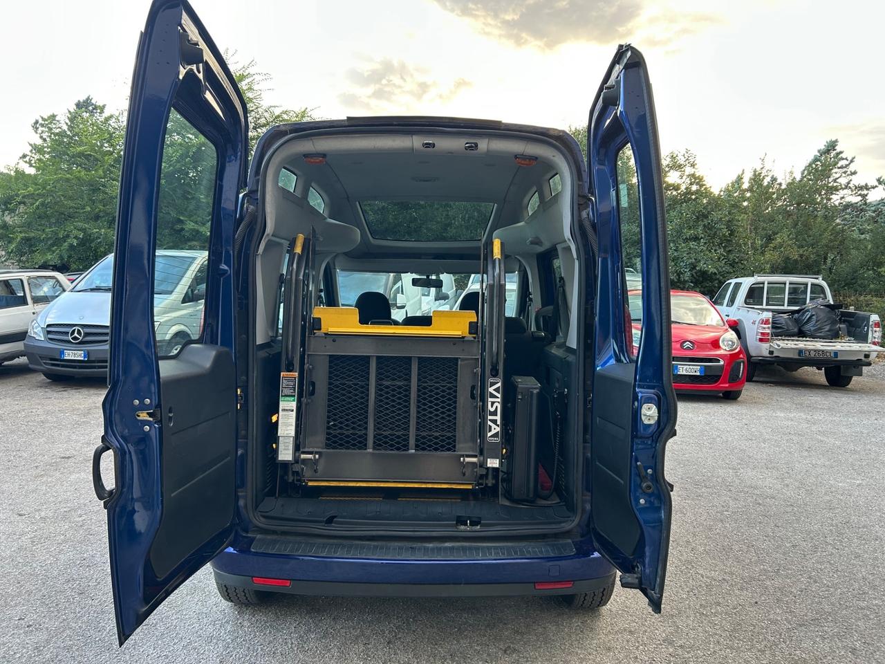 Fiat Doblo 1.6 MJT Trasporto Disabili