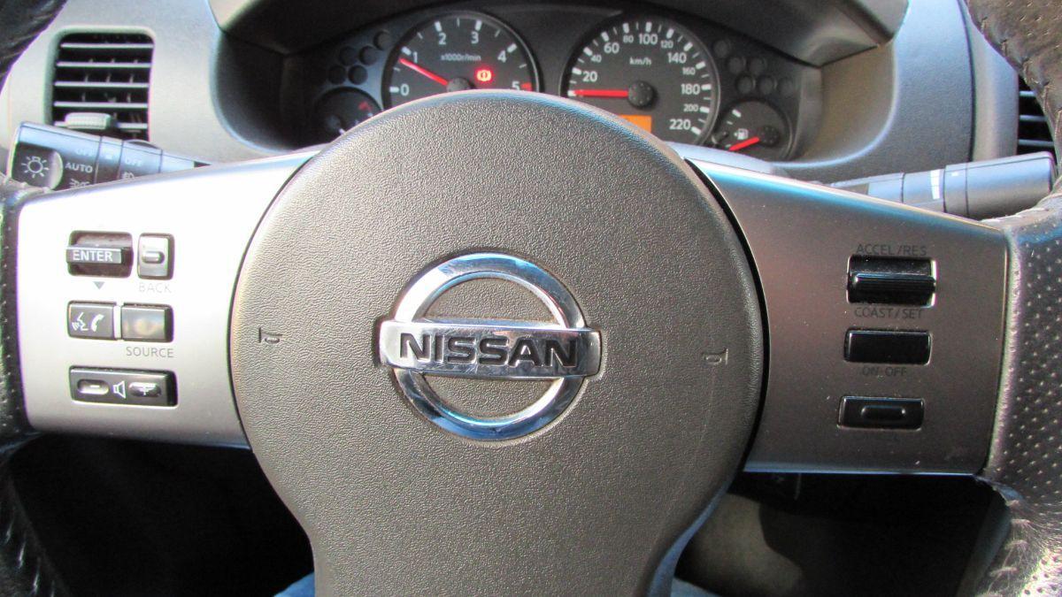 NISSAN - Navara 2.5 dci xe double cab hard top 5 posti kit parafanghi allargati raptor
