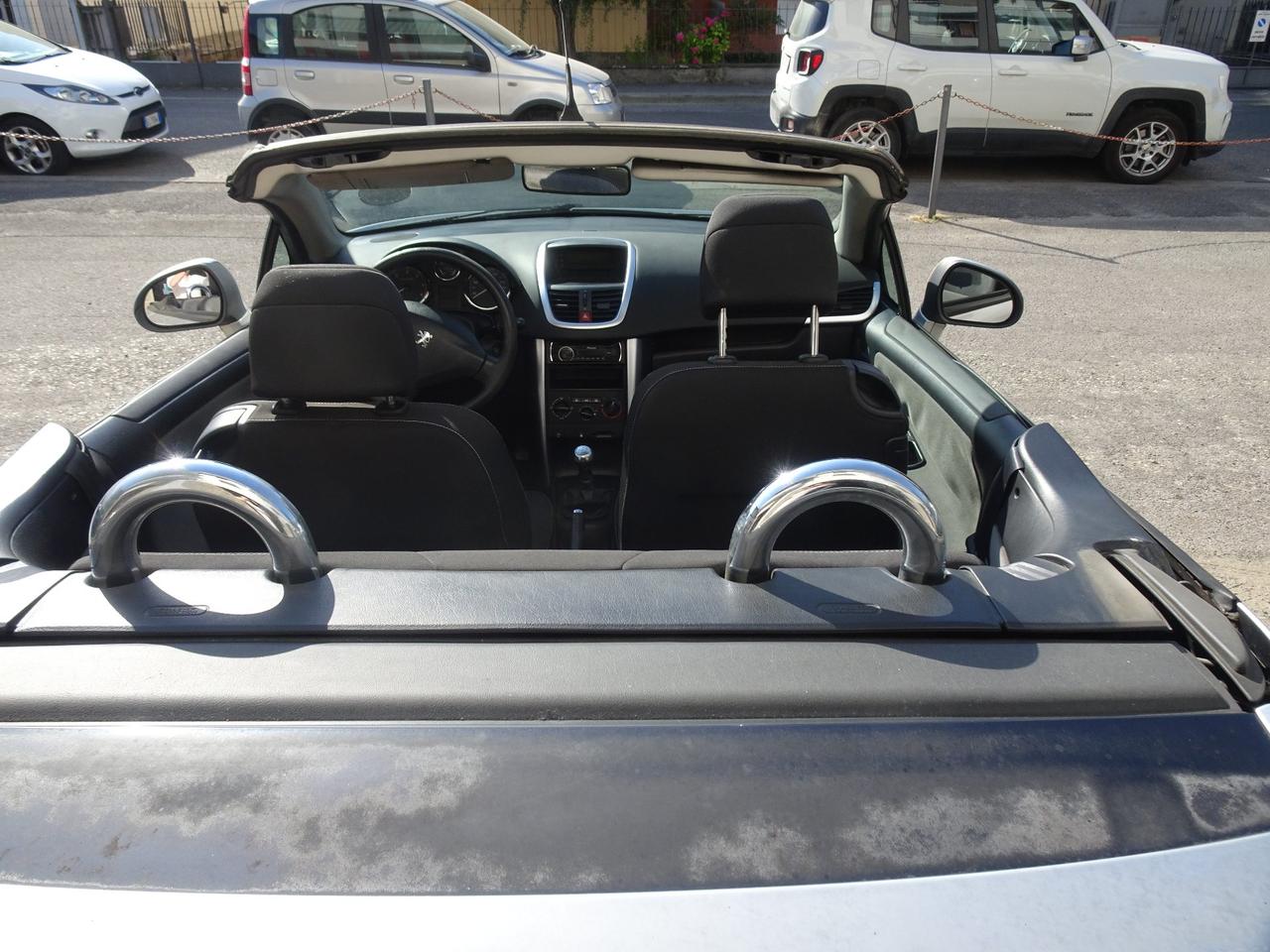 Peugeot 207 1.6 HDI 110CV TEKNO