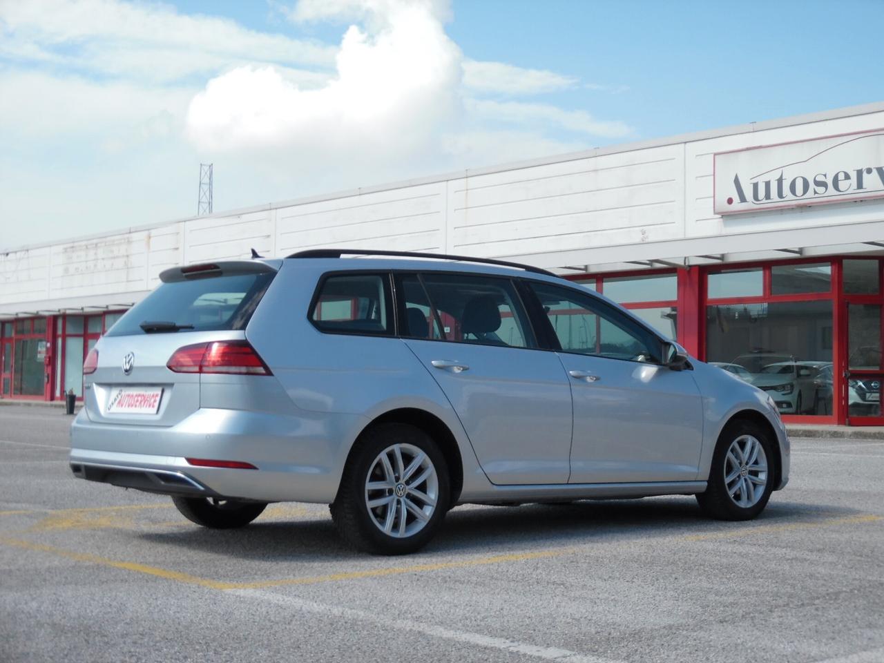 Volkswagen Golf Variant 1.6 TDI 115 CV Business BlueMotion Technology