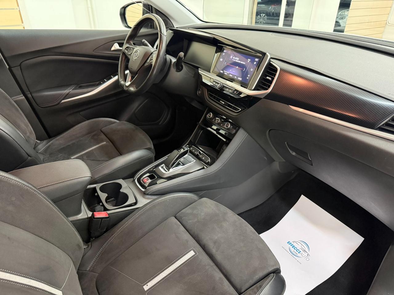 Opel Grandland 1.6 Plug-in Hybrid 300 CV GSe