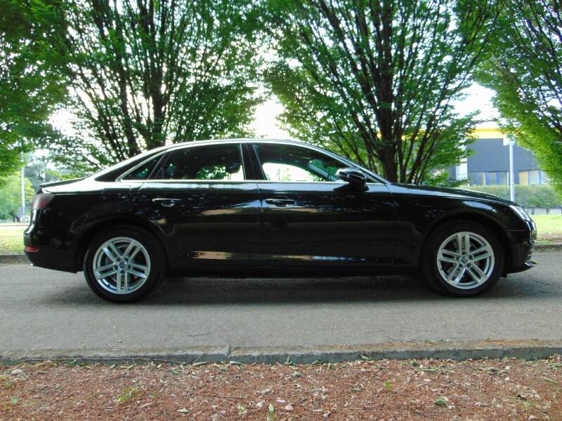 AUDI A4 5ª serie A4 2.0 TDI 150 CV S tronic Bu...
