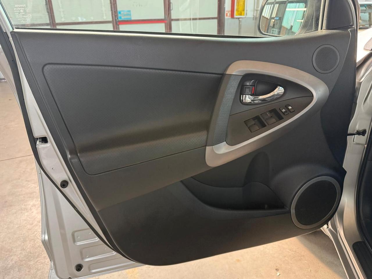 Toyota RAV 4 RAV4 2.2 D-4D 177 CV Luxury