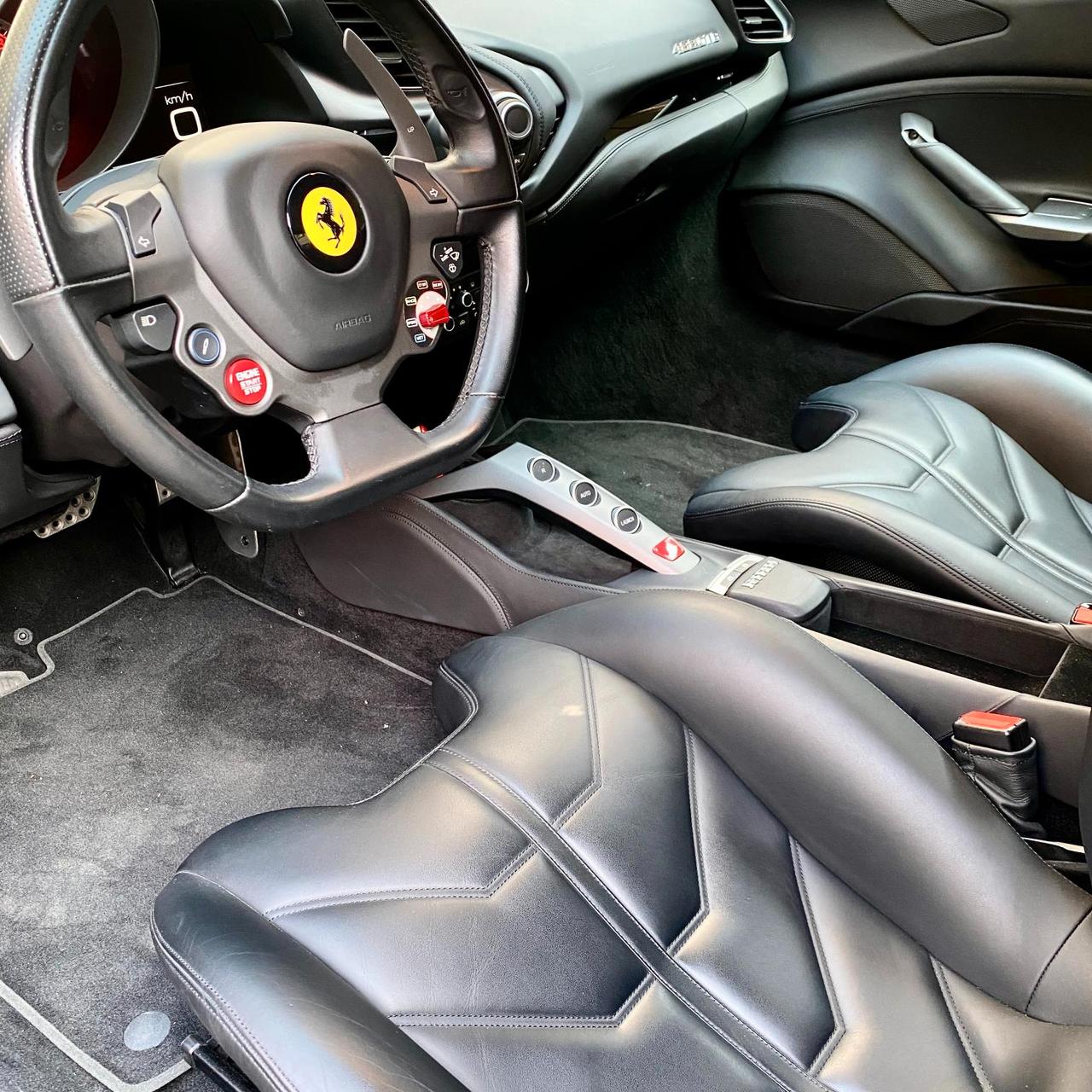 Ferrari 488 Coupe 3.9 GTB dct