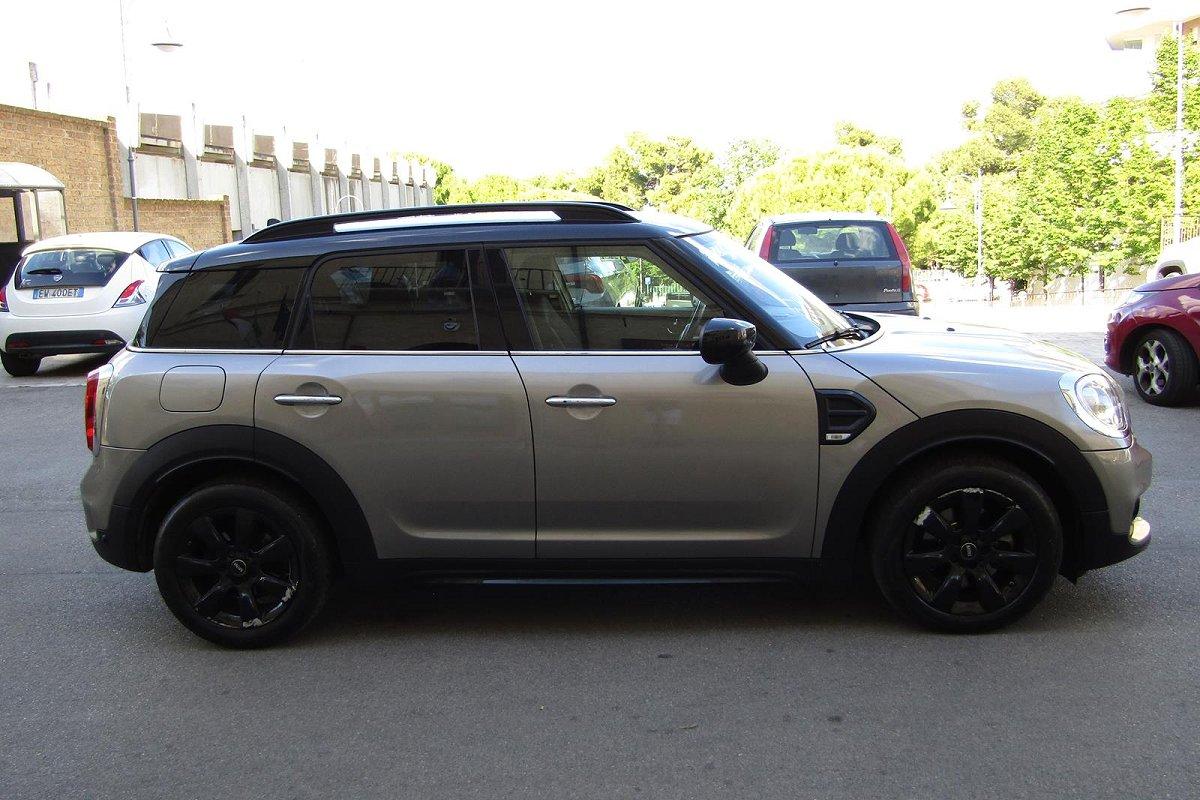 MINI Mini 2.0 Cooper D Baker Street Countryman