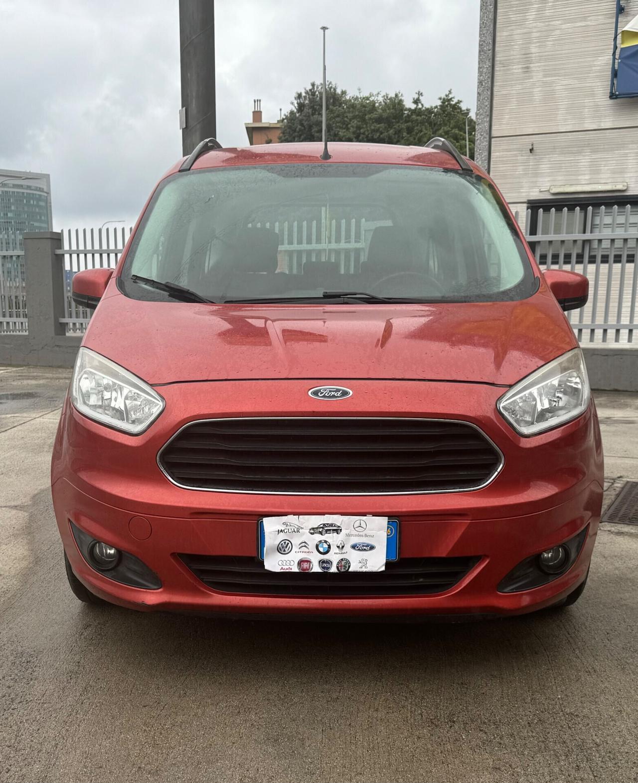 Ford Tourneo Courier 1.0 EcoBoost Titanium 2016