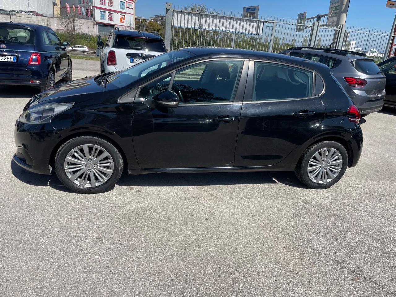 Peugeot 208 Allure GPL a*f*f*a*r*e