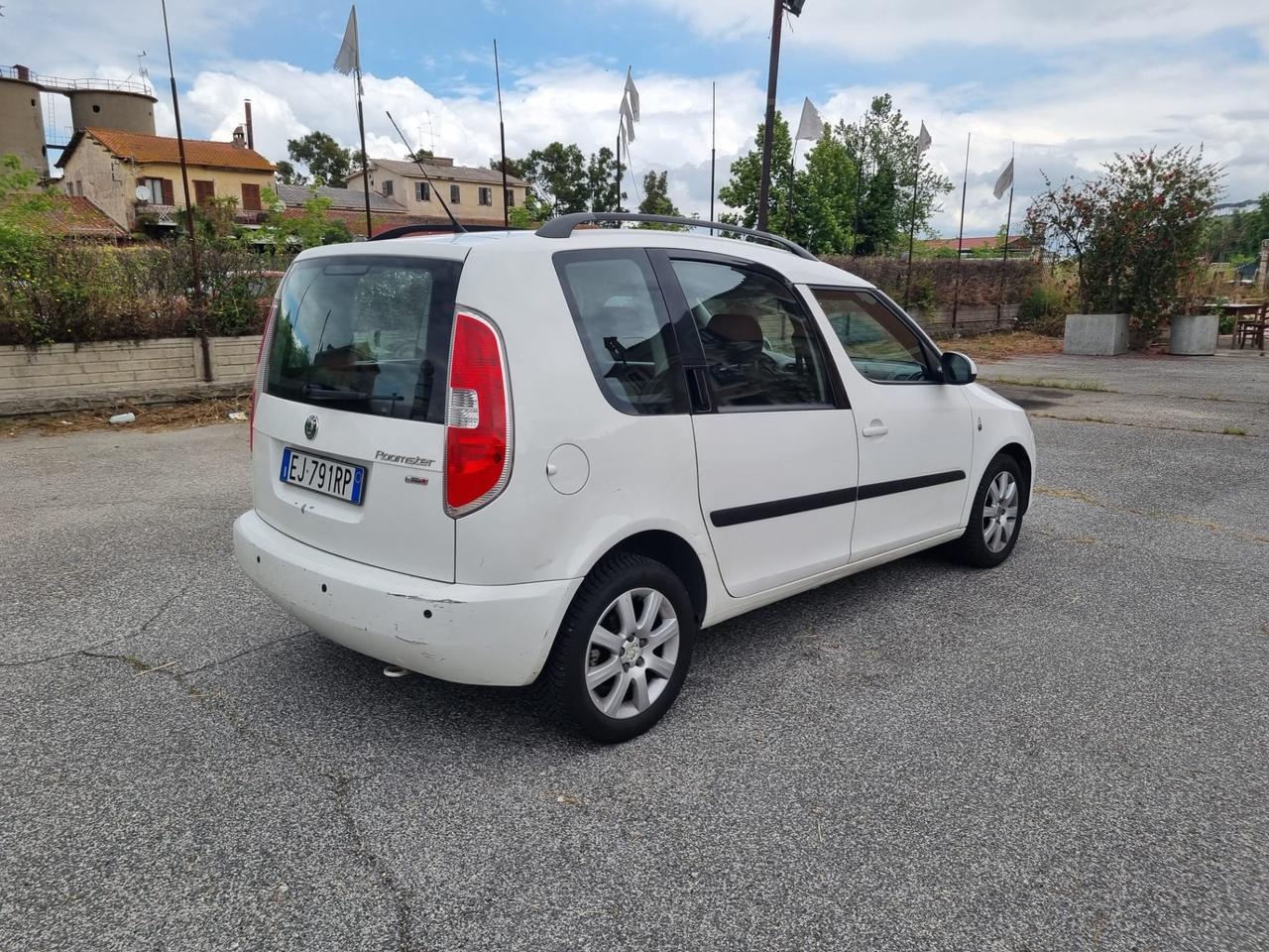 Skoda Roomster 1.6 TDI CR 90CV Van