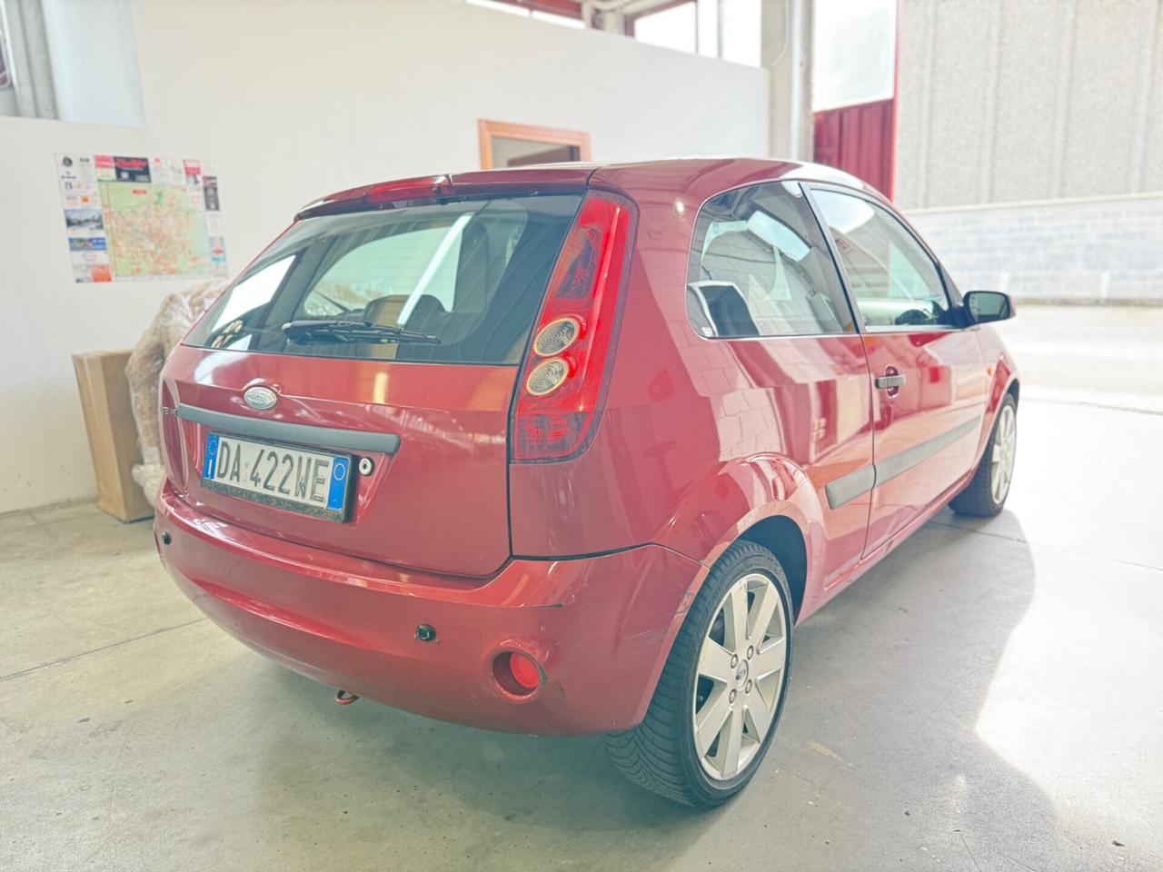 Ford Fiesta 1.2 16V 3p. Ghia