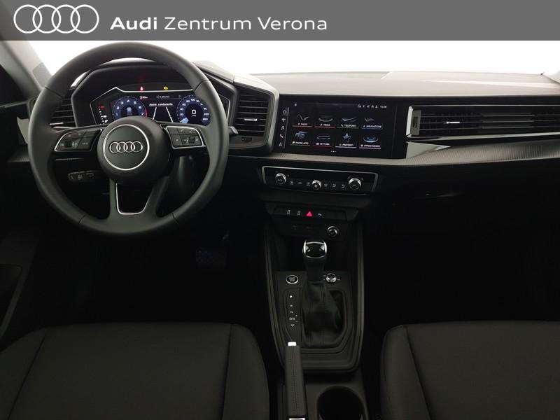 Allstreet 30TFSI 116CV S tronic Identity Contrast