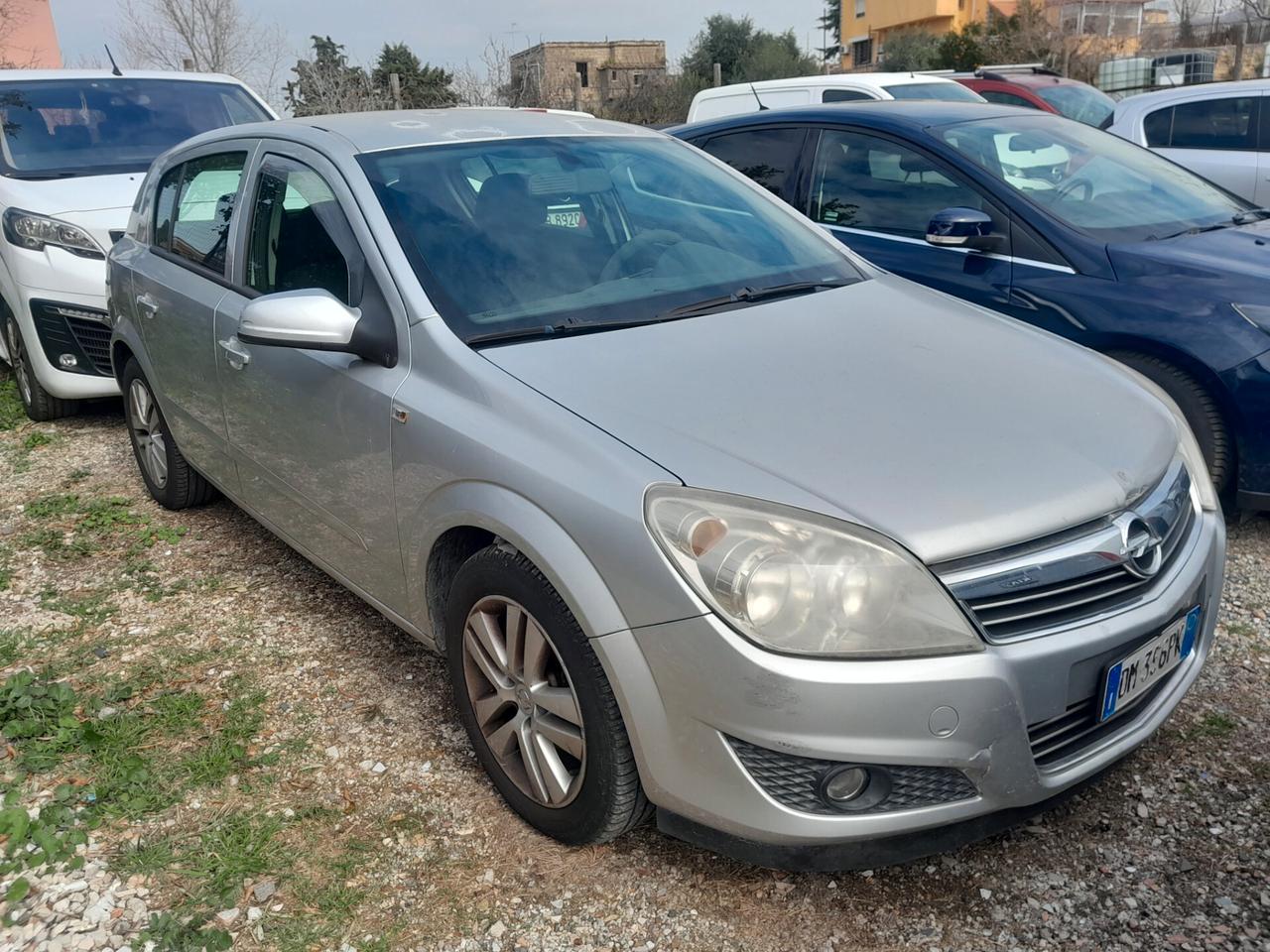 Opel Astra 1.7 CDTI 5 porte Unico proprietario