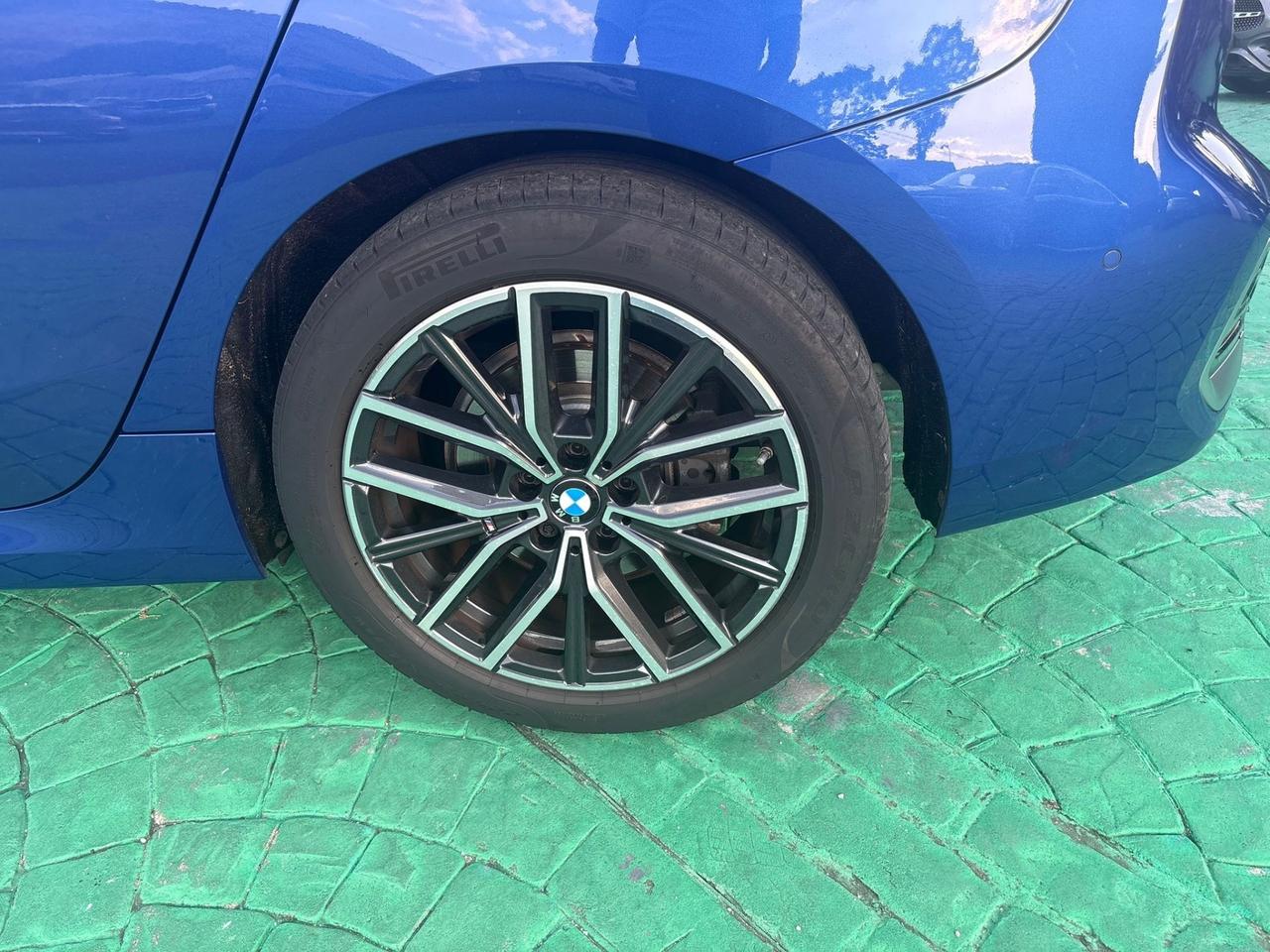 Bmw 2er Active Tourer 220i 48V Msport