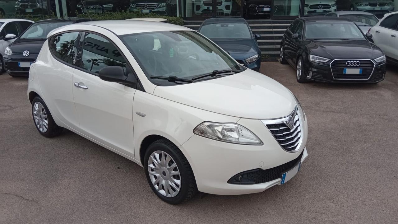 Lancia Ypsilon 1.2 5p. Ecochic Gpl Rinnovato fino al 2033