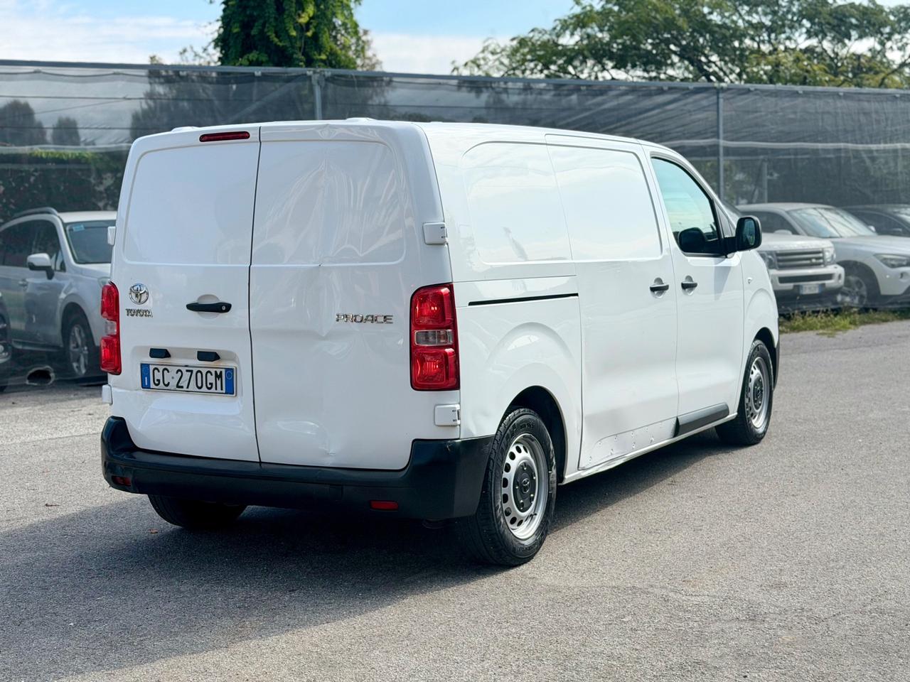 TOYOTA PORACE 2020 1,5 diesel Garanzia 12 Mesi ! ! !
