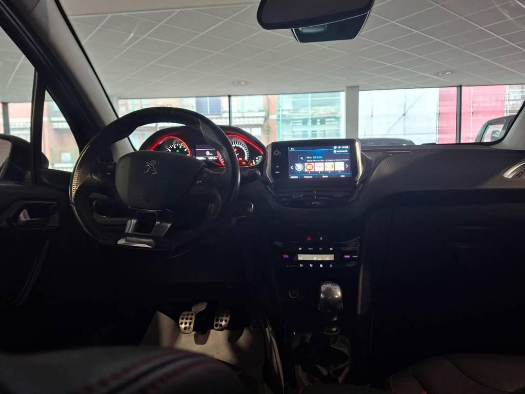 Peugeot 2008 1.2 PureTech Turbo Allure