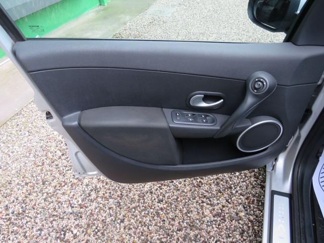 RENAULT Clio 1.5 dCi 85CV SporTour Luxe