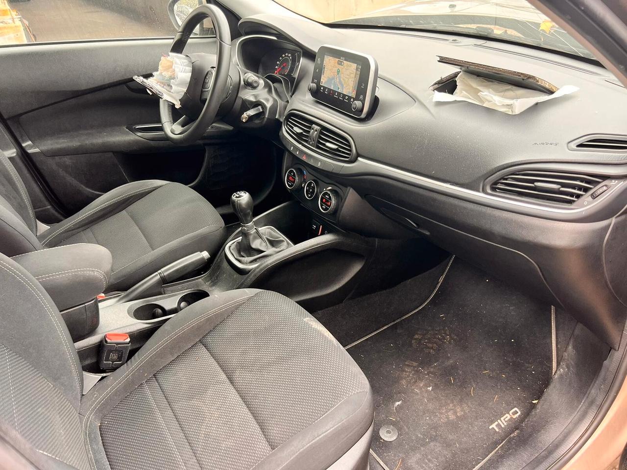 Fiat Tipo 1.3 Mjt S&S SW Lounge