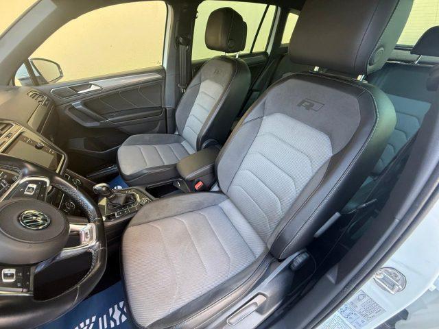 VOLKSWAGEN Tiguan 2.0 TDI SCR DSG R-LINE Exiterior 4 MOTION