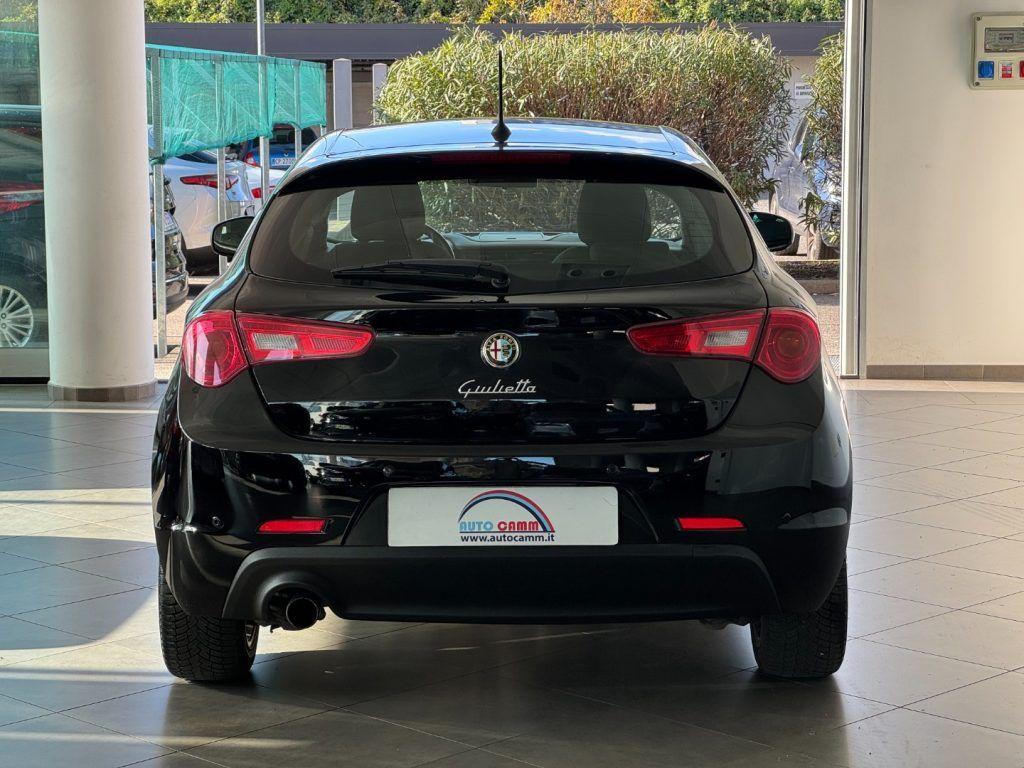 ALFA ROMEO Giulietta 1.4 Turbo 120 cv Distinctive Euro6 Neopatentati