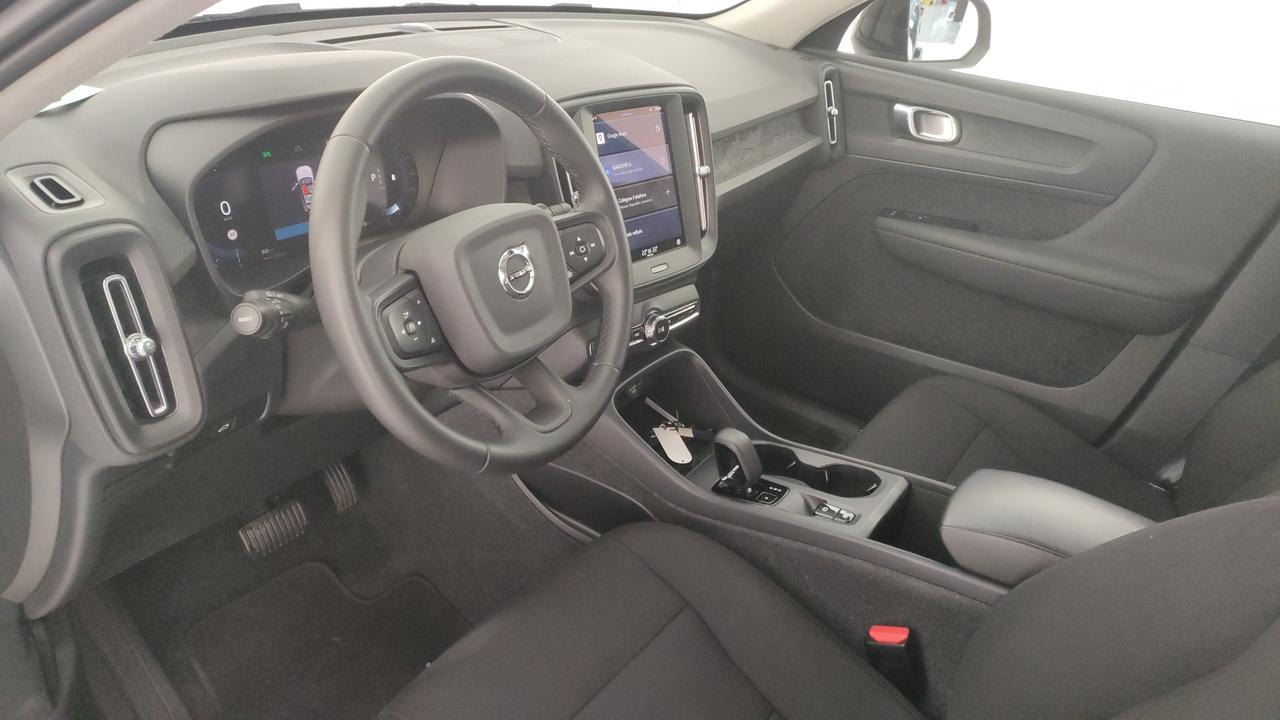VOLVO XC40 2.0 b3 Essential auto