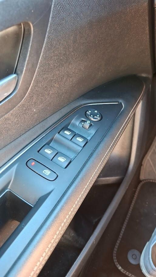 Peugeot 3008 BlueHDi 130 CV Automatica