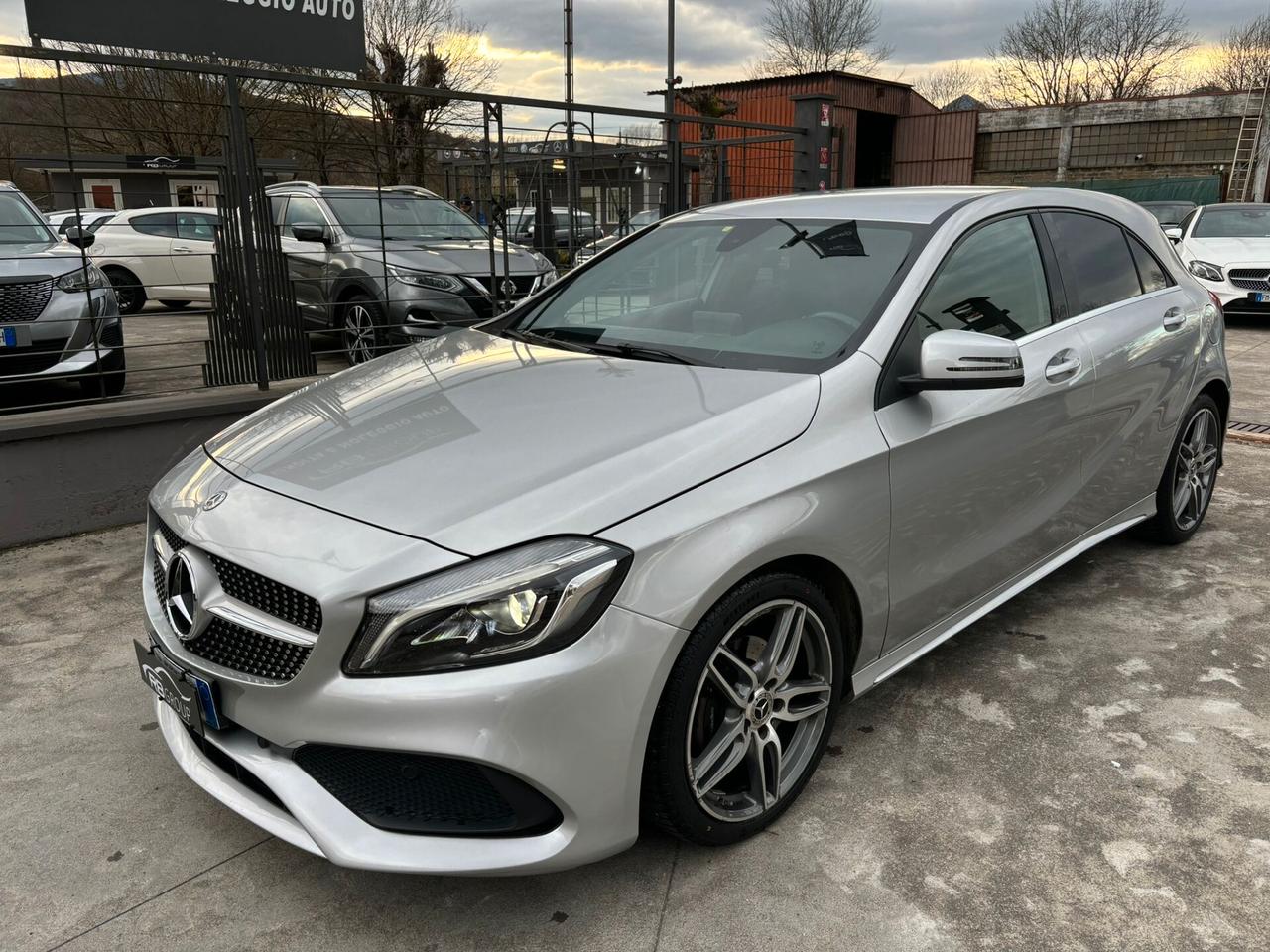 Mercedes-benz A 180 A 180 d Premium AMG