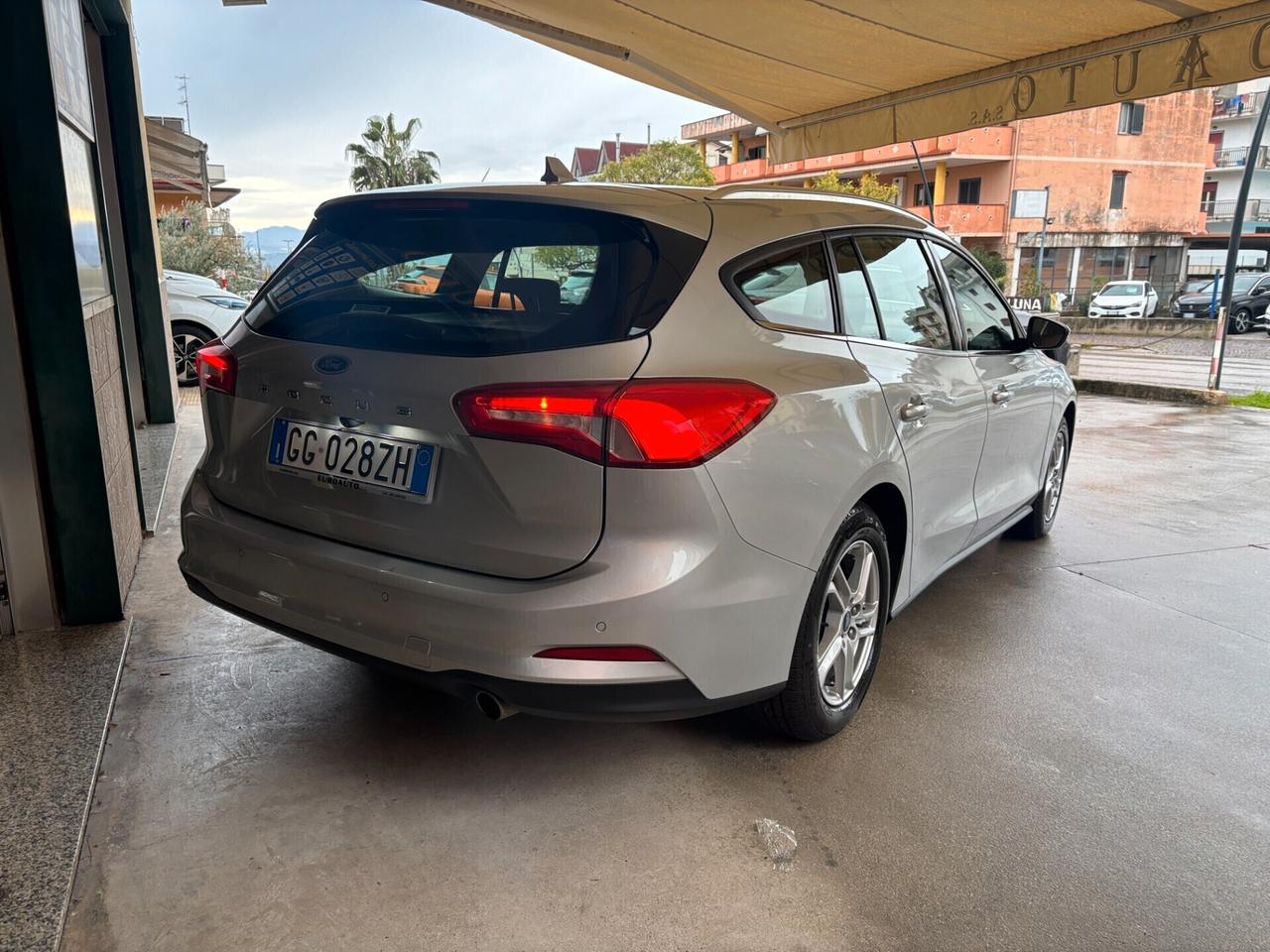 Ford Focus 1.5 120 CV automatica - 2021