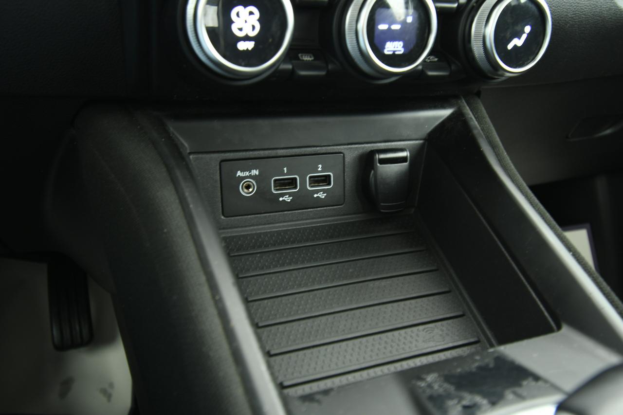 RENAULT Zoe Life R110 NEOPATENTATI+APP CONNECT+FULL LED